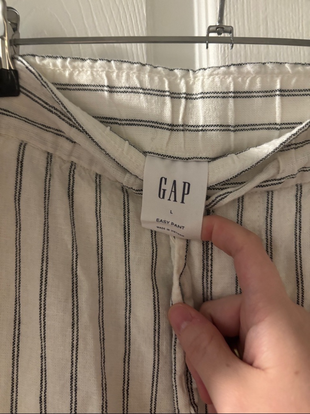 GAP White Straight-Leg Pants with Navy Pinstripes - Picture 2 of 3